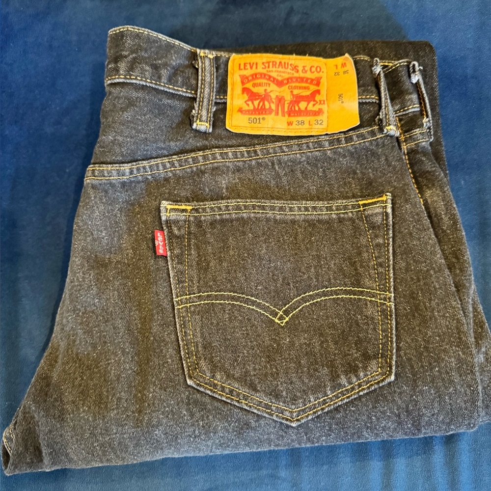 Men’s Levi's Original 501 Button Fly Straight Jeans in Black Denim 38x32